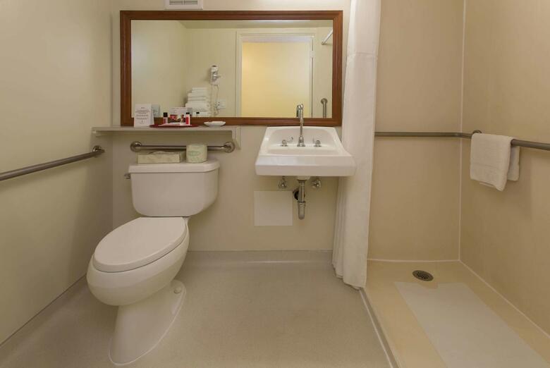 Hotel Holiday Inn Waikiki (.)