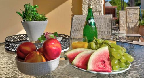 Apartment Paradisos, Ground Floor Overlooking Communal Pools, Aphrodite Hills