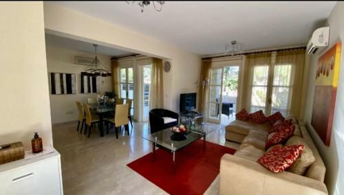 Aphrodite Hills Golf Resort Apartment