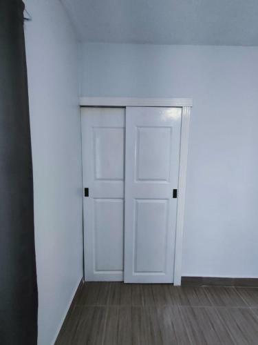 2-bedroom Apartment Centrally Located, Near Us Consulate