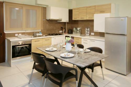 Apartamento 930m To Beach-2 Bedroom+veranda-perfect Located