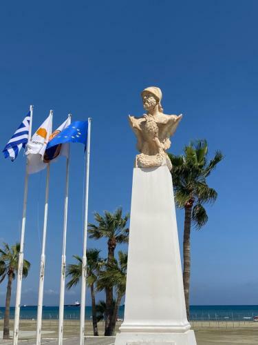 Larnaca Beach Apartment 1a