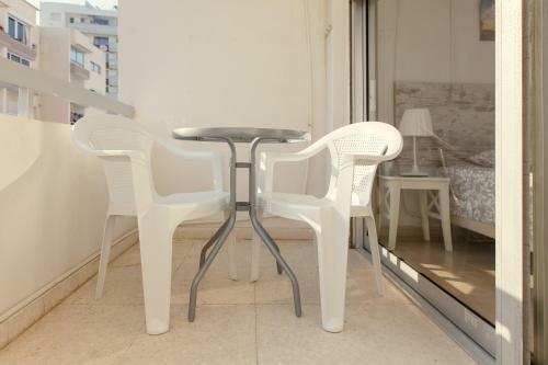 Apartamento Furnished Seafront Studio