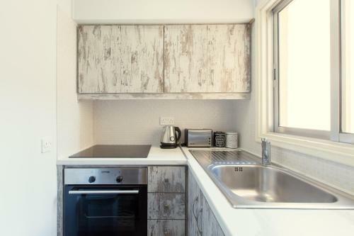Apartamento Furnished Seafront Studio
