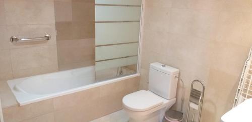 Apartamento Horizon Luxury Suite At Finikoudes Beach 303