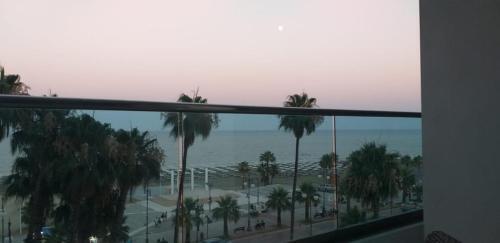 Apartamento Horizon Luxury Suite At Finikoudes Beach 303