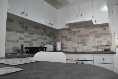 Marias Apartment - In City Centre,near Beach