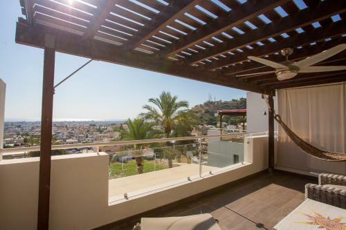 Apartamento Penthouse Duplex Overlooking The Mediterranean