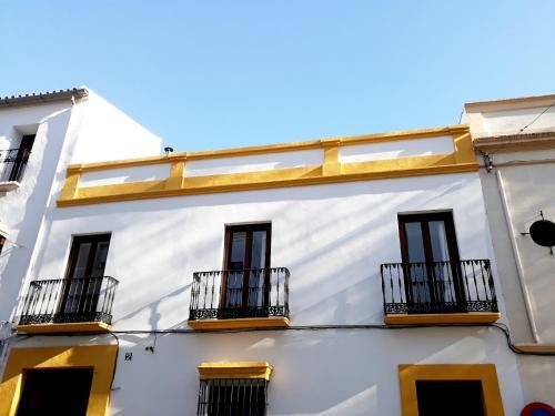 Apartamento Puerta Alameda Suites