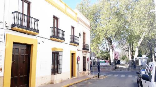 Apartamento Puerta Alameda Suites