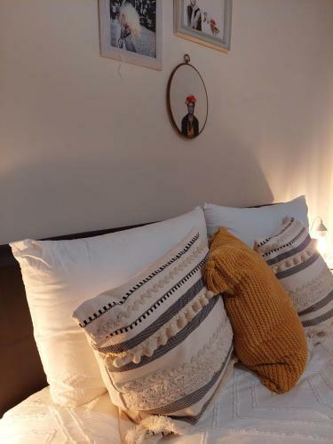 Artista Roustik Apartment