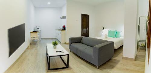 Espinel Apartments