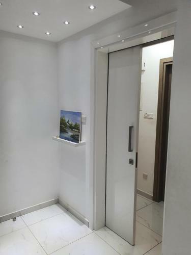 Immaculate 2-bed Apartment In Larnaca