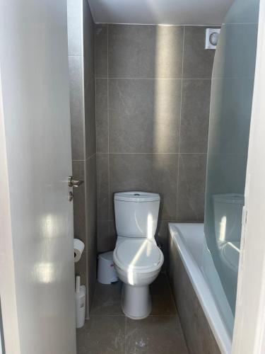 Alex Beach Apartment 32