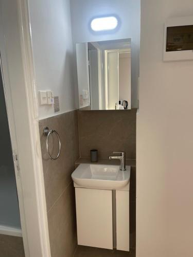 Alex Beach Apartment 32