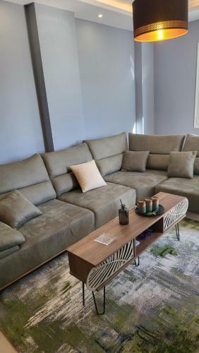 Apartamento Ledjon's Home