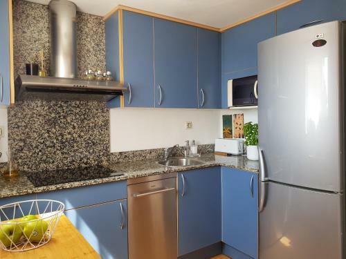 Apartamento Con Piscina En Los Canales de Rosas