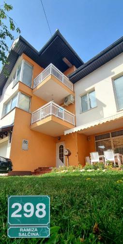 Apartamento Eminlayla