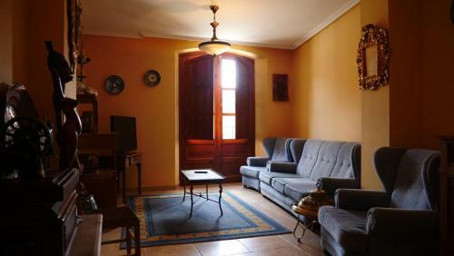Casa Rural Plaza Vieja Salda�a