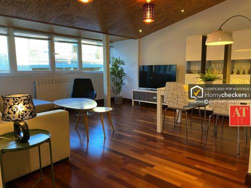 Apartamento Homyat Atico Prior, Plaza Mayor