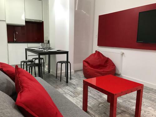 Smart-tech Plaza Apartment