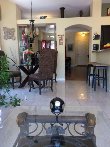 Amazing Home With Private Heated Pool