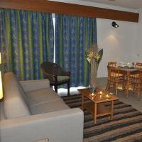 Aparthotel Club Salina Wharf