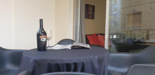 Lea Seafront Luxury Apartment (Breakbooking-cy)