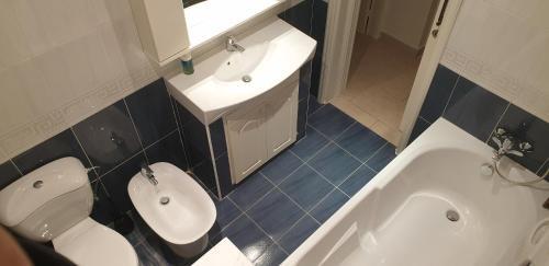 Lea Seafront Luxury Apartment (Breakbooking-cy)