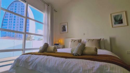 Stay Downtown Retreat