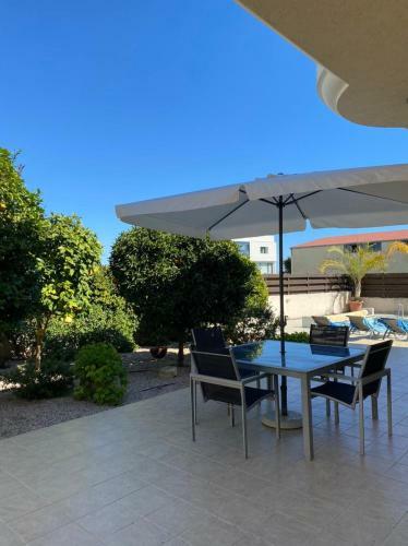Episkopi Villa, Luxury 4 Bedroom With Pool - Limassol