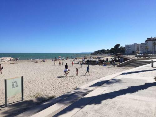 Apartamento Primera Linea de Mar Con Piscina