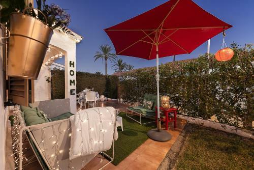 Lovely Villa In Maspalomas Yumbo Center Spain