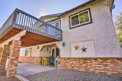 Colorful Cottonwood Home Walk To Verde River