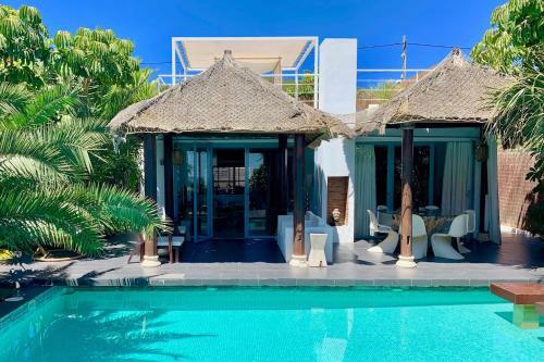 Ibiza Style House, Luxury,with Private Pool