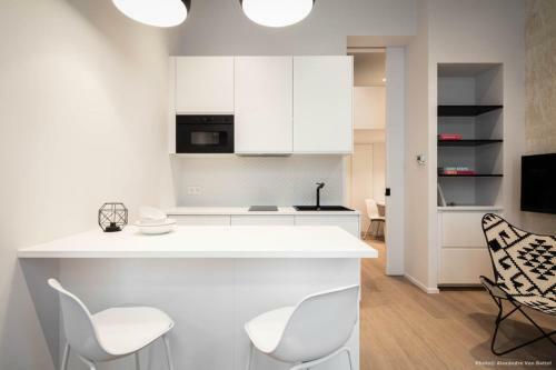 Apartamento Studios Fully Equipped Near Place Stephanie