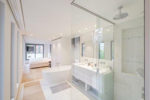 Apartamento Splendid 4 Br Duplex With Terrace At Ch�telain