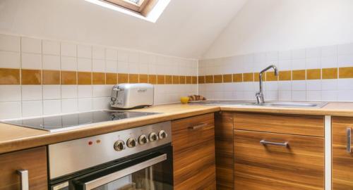 Charming Duplex Apartment In Trendy Area
