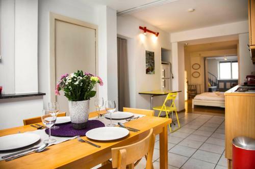 Apartamento Chatelain Charming Studio Residence - Brussels Ixelles