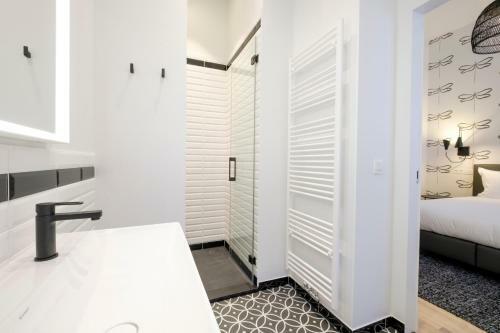 Fabulous Apartments In Ch�telain Area