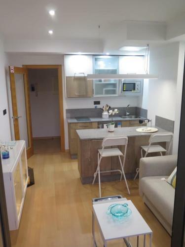 Apartamento Acogedor Estudio En El Coraz�n Del Silgar + Parking