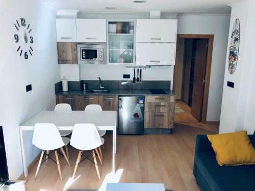 Acogedor Apartamento A 50m de Playa Silgar