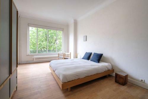 1 Bedroom Apartment Place Sainte-catherine