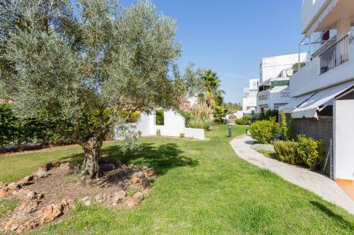 Bonito Apartamento En Campo de Golf Con Piscina