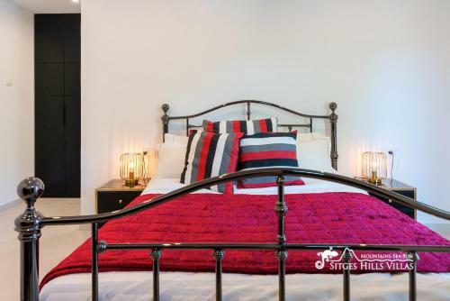 Villa Rueda With Heated Pool, Hot Tub And Great Views