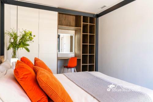 Villa Rueda With Heated Pool, Hot Tub And Great Views