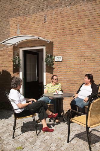 Hotel Almenum - Het Sfeervolle Stadslogement -