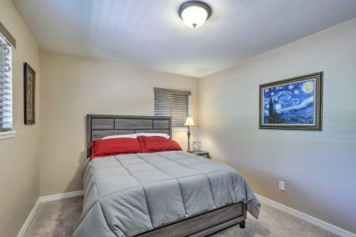 Contemporary Flagstaff Retreat With Ponderosas!