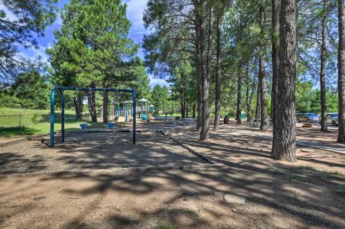 Contemporary Flagstaff Retreat With Ponderosas!