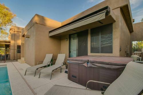 Luxe 4 Bdrm Wpool And Spa On Golf Course Lot